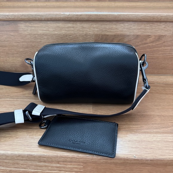 Coach Men’s Axel Crossbody CP172 - Picture 6 of 9